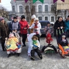 Первый парад санок в Троицке